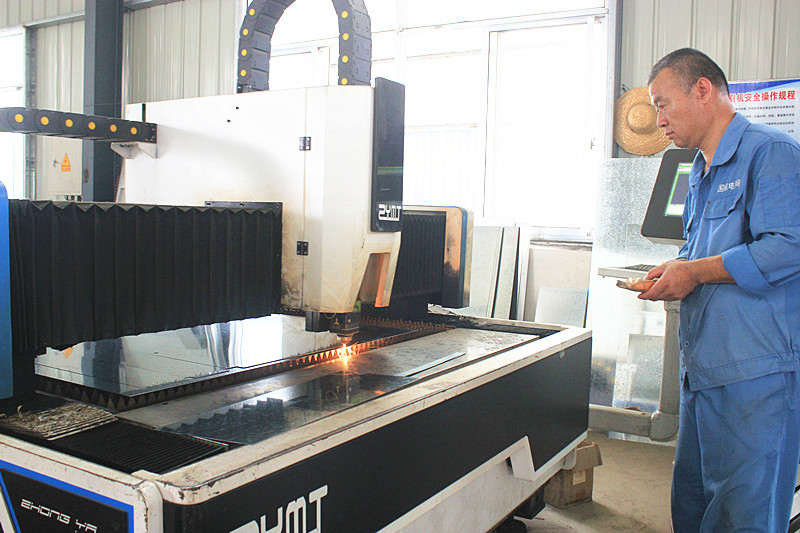 ��Ʒ�ƌ��L�����f֮����ý�w̽�L���f�к������O�����޹�˾